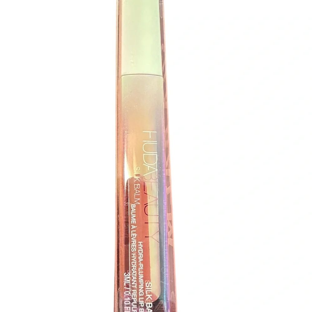 Huda Beauty Silk Balm Hydra-Plumping Lip Balm in Blush 3ml New in Box
